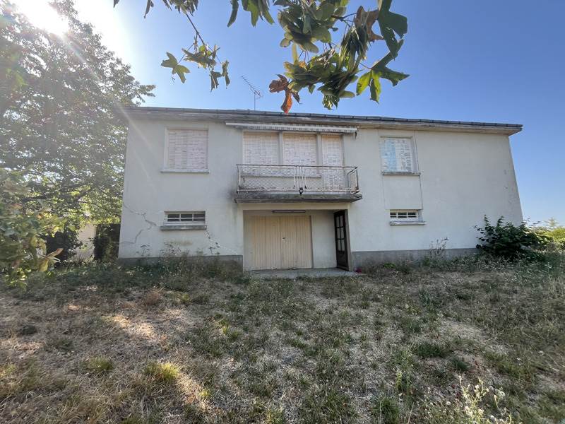Vente Maison BETZ LE CHATEAU - 5 pièces -120 m² - (37600)