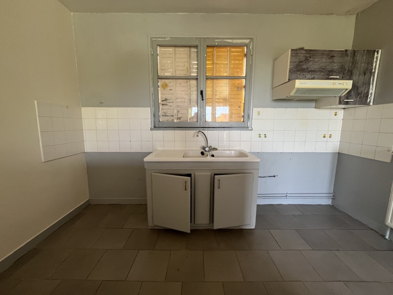 Vente Maison BETZ LE CHATEAU - 5 pièces -120 m² - (37600)