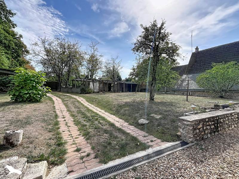 Vente Maison Saint-Flovier - 5 pièces -128 m² - (37600)
