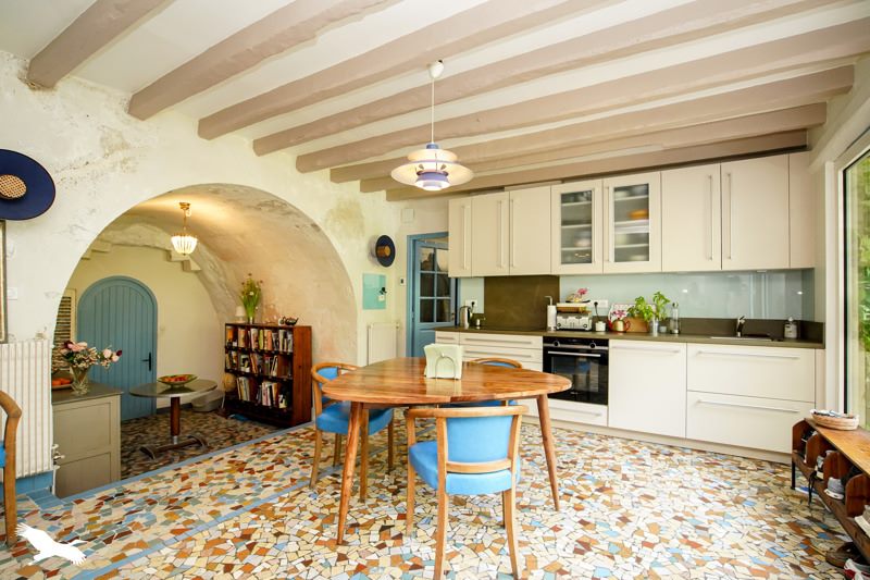 Vente Maison ROCHECORBON - 6 pièces -190 m² - (37210)