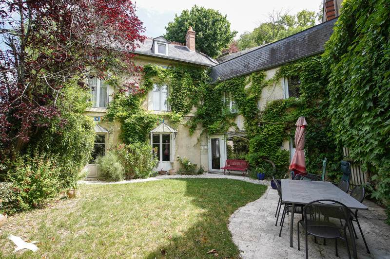 Vente Maison ROCHECORBON - 6 pièces -190 m² - (37210)