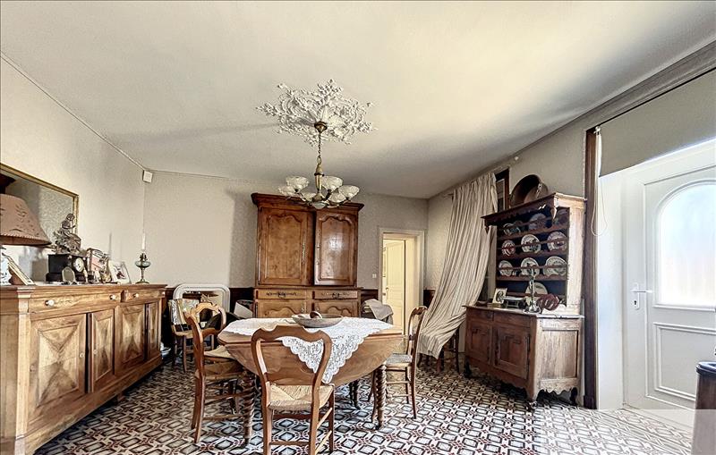 Vente Maison BEAUFOU - 8 pièces -232,6 m² - (85170)