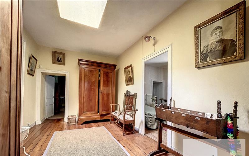 Vente Maison BEAUFOU - 8 pièces -232,6 m² - (85170)