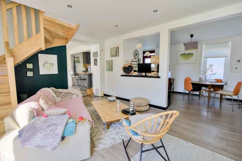 Vente Maison LE RELECQ KERHUON - 5 pièces -116 m² - (29480)