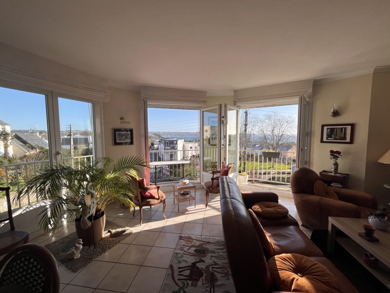 Vente Appartement LE RELECQ KERHUON - 5 pièces -95 m² - (29480)