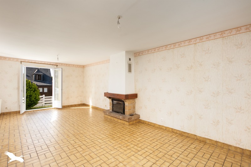 Vente Maison LE RELECQ KERHUON - 6 pièces -107 m² - (29480)