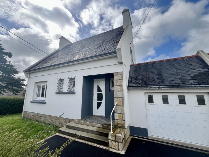 Vente Maison LE RELECQ KERHUON - 5 pièces -80 m² - (29480)