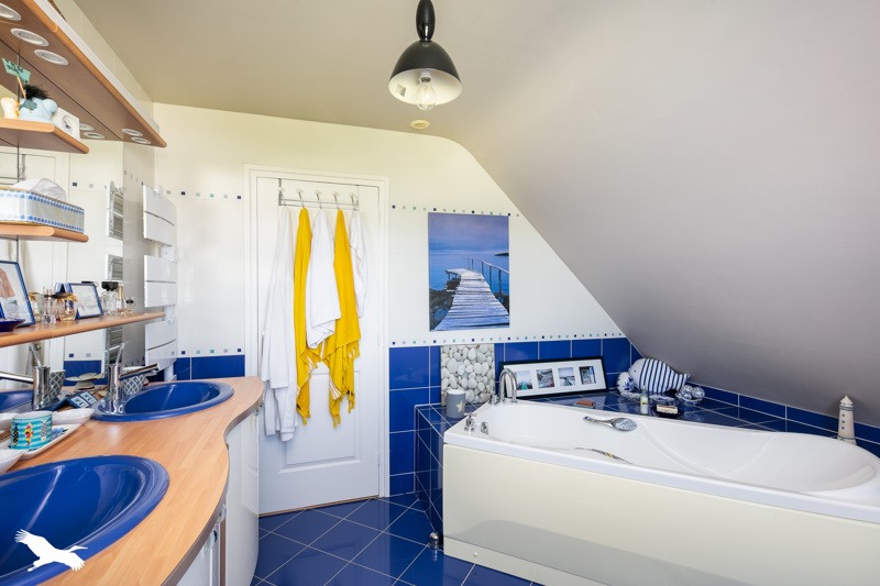 Vente Maison LE RELECQ KERHUON - 6 pièces -140 m² - (29480)