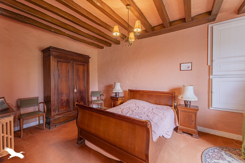 Vente Maison MONTROUVEAU - 6 pièces -190 m² - (41800)