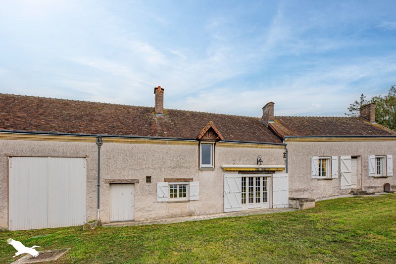 Vente Maison MONTROUVEAU - 6 pièces -190 m² - (41800)