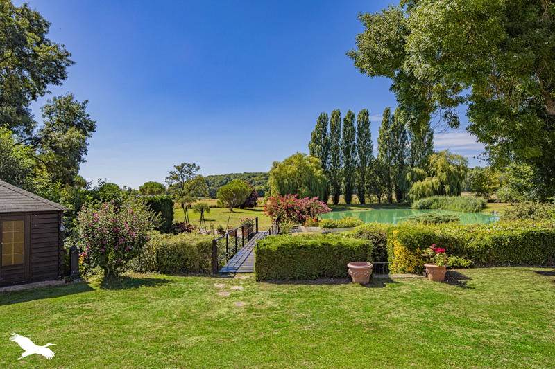 Vente Maison NEUILLE LE LIERRE - 7 pièces -201 m² - (37380)