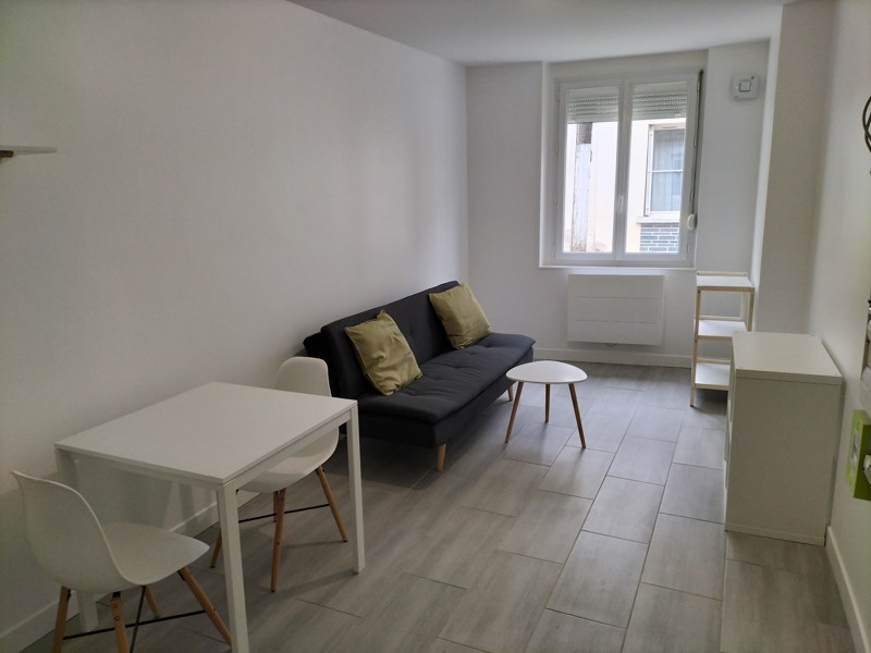 Vente Appartement CHATEAU RENAULT - 2 pièces -30 m² - (37110)