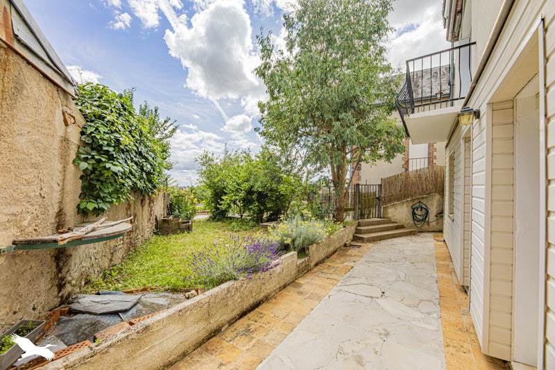 Vente Maison CHATEAU RENAULT - 3 pièces -115 m² - (37110)
