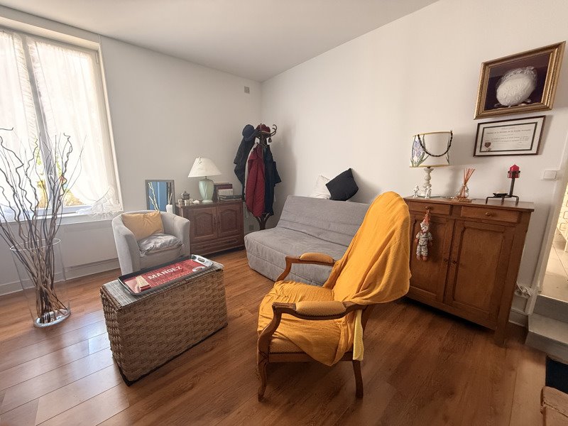 Vente Appartement CHATEAU RENAULT - 2 pièces -47 m² - (37110)