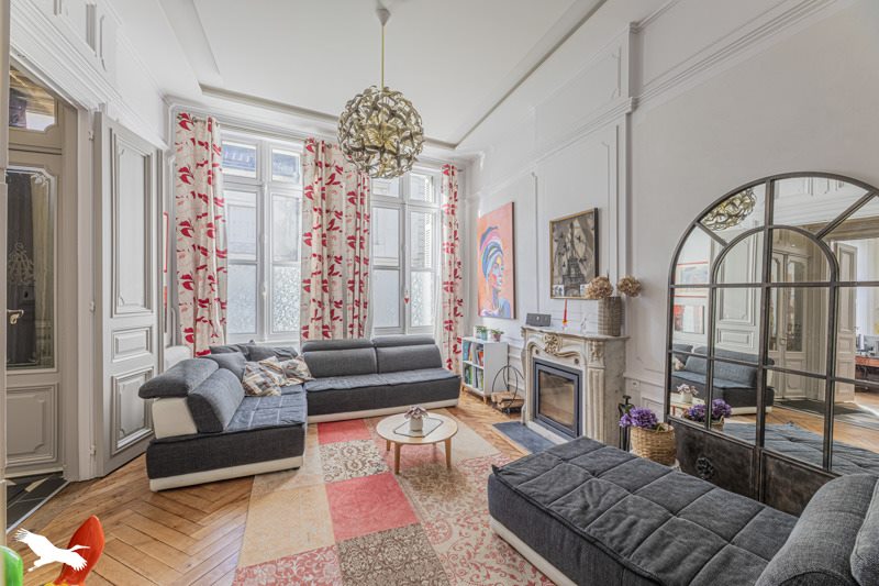 Vente Maison Château-Renault - 10 pièces -300 m² - (37110)