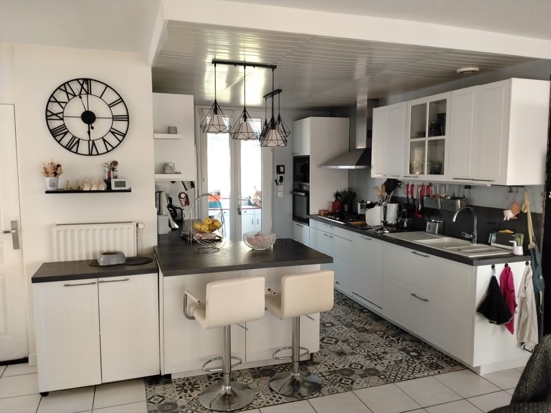 Vente Maison Neuville-sur-Brenne - 4 pièces -130 m² - (37110)