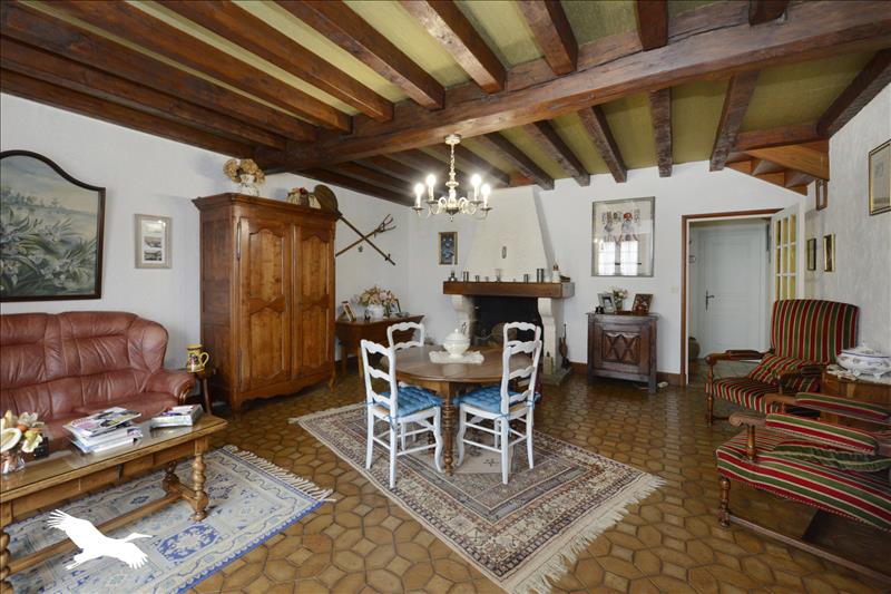 Vente Maison DEVIAT - 8 pièces -245 m² - (16190)
