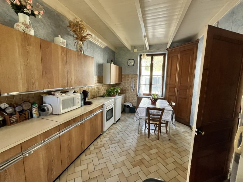 Vente Maison COTEAUX DU BLANZACAIS - 5 pièces -105 m² - (16250)