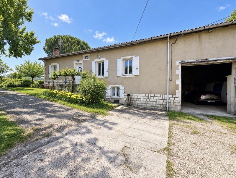 Vente Maison Montmoreau 16190 8 pièces - 103 m²