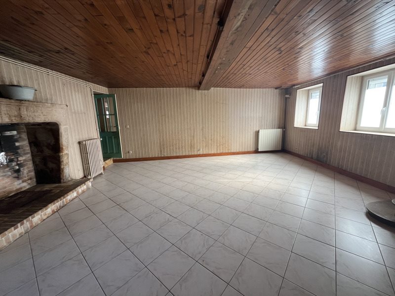 Vente Maison MONTMOREAU - 4 pièces -120 m² - (16190)