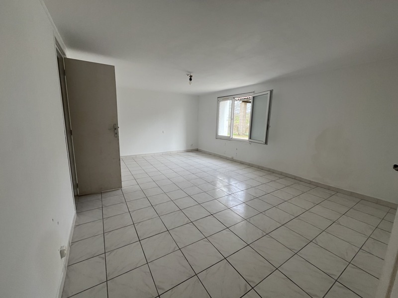 Vente Maison MONTMOREAU - 6 pièces -112 m² - (16190)