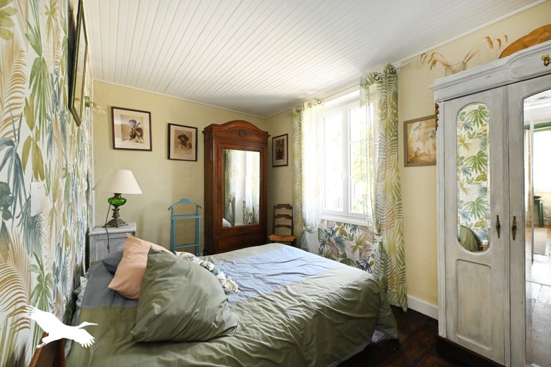 Vente Maison SALLES LAVALETTE - 5 pièces -150 m² - (16190)