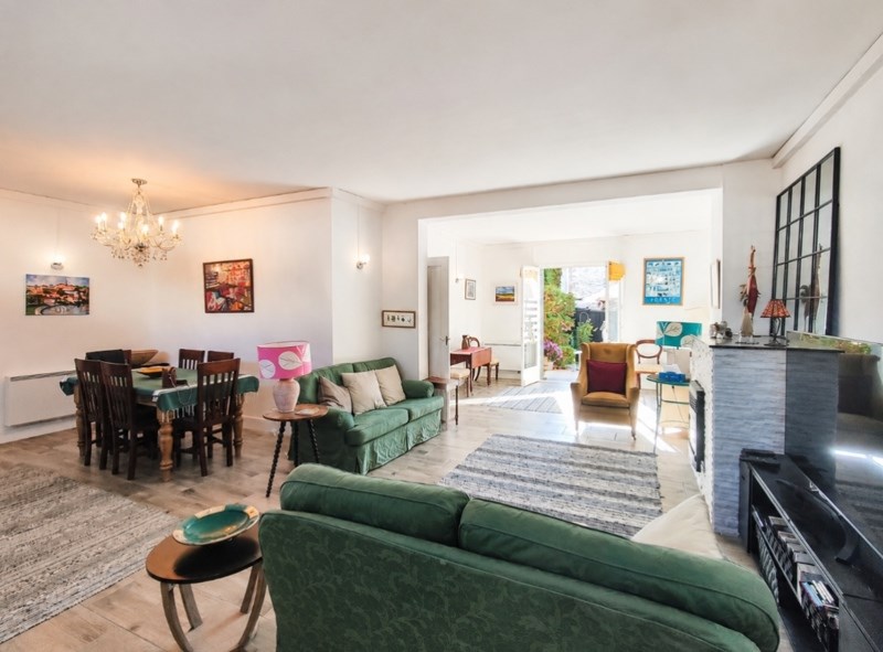 Vente Maison GURAT - 6 pièces -184 m² - (16320)
