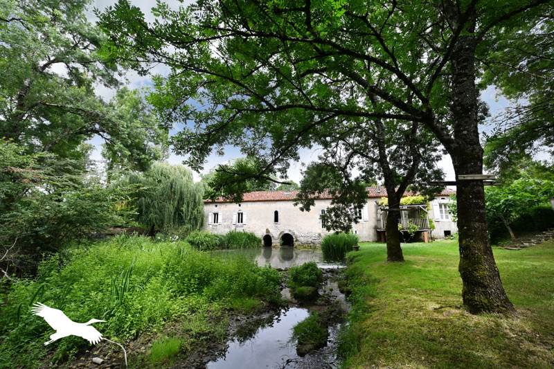 Vente Maison Juignac - 5 pièces -161 m² - (16190)