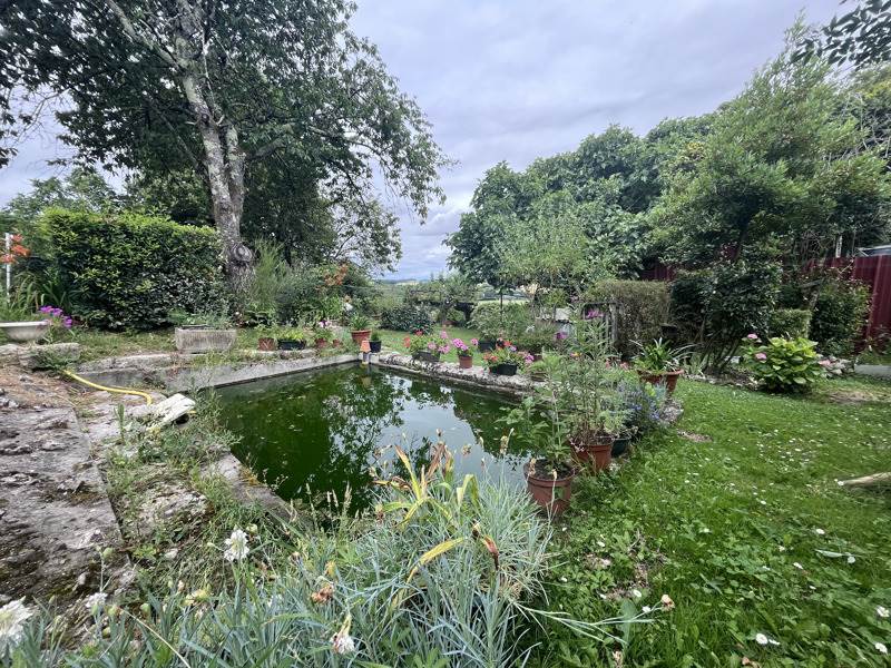Vente Maison BORS DE MONTMOREAU - 5 pièces -113 m² - (16190)