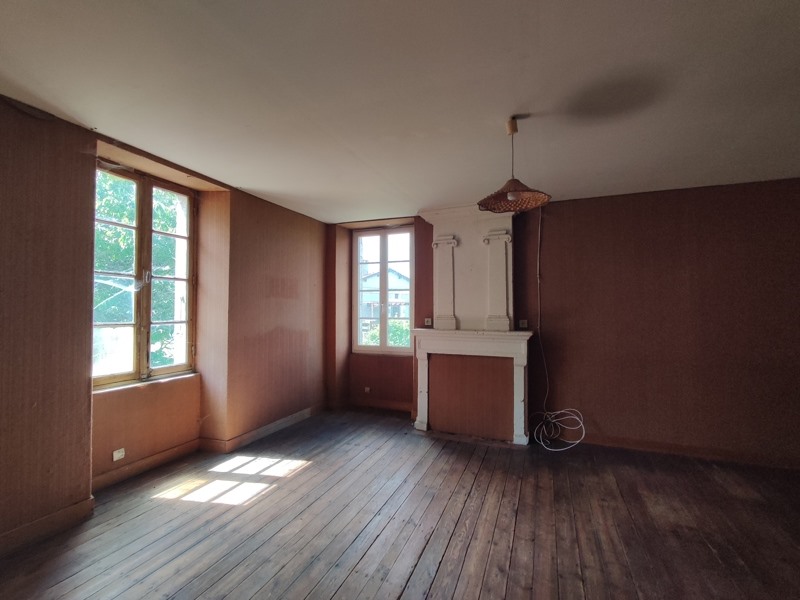 Vente Maison CHADURIE - 4 pièces -132 m² - (16250)
