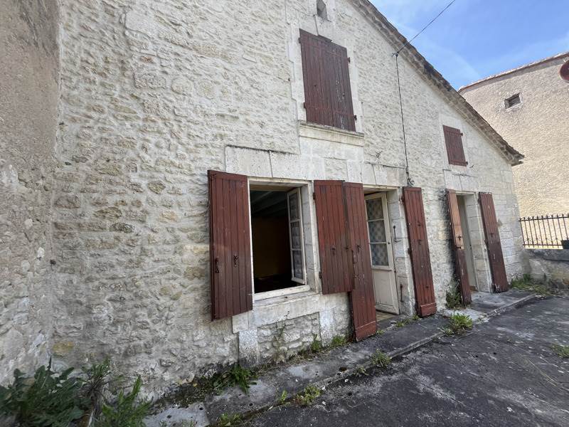 Vente Maison VILLEBOIS LAVALETTE - 4 pièces -77 m² - (16320)