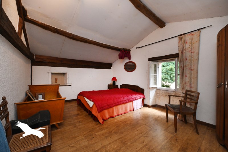 Vente Maison CHADURIE - 7 pièces -224 m² - (16250)