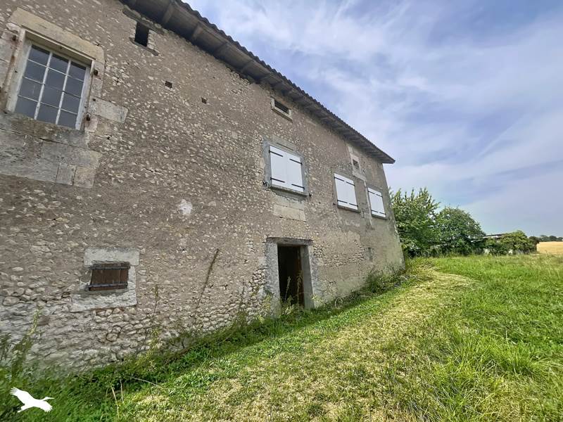 Vente Maison ST SEVERIN - 4 pièces -86 m² - (16390)