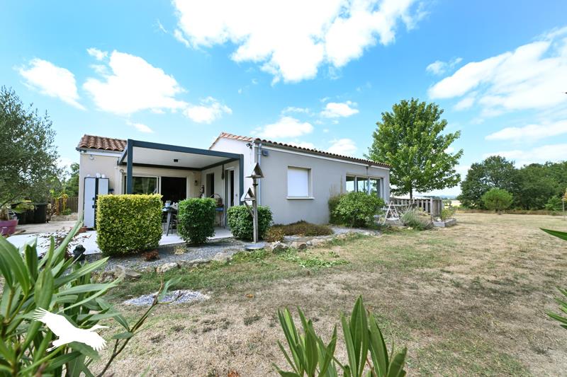 Vente Maison PILLAC - 6 pièces -116 m² - (16390)