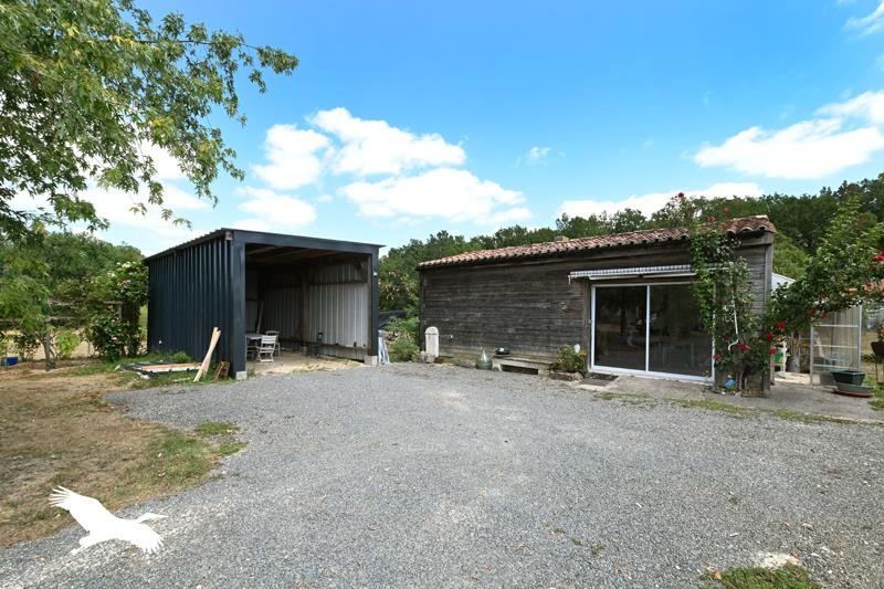 Vente Maison PILLAC - 6 pièces -116 m² - (16390)