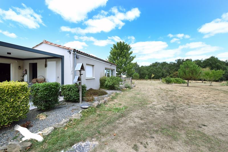 Vente Maison PILLAC - 6 pièces -116 m² - (16390)