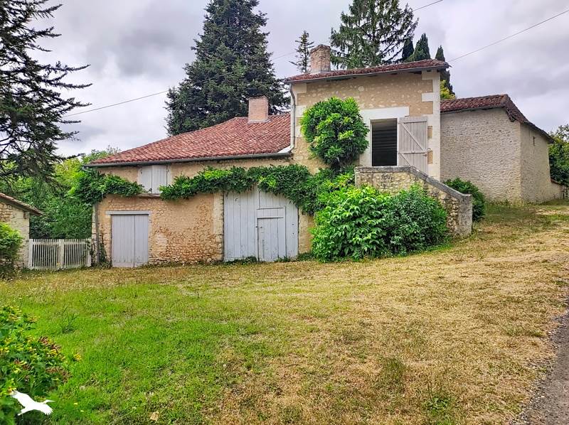 Maison 5 pièces 152 m² · à Salles-Lavalette · 152 m² · 122 912 €