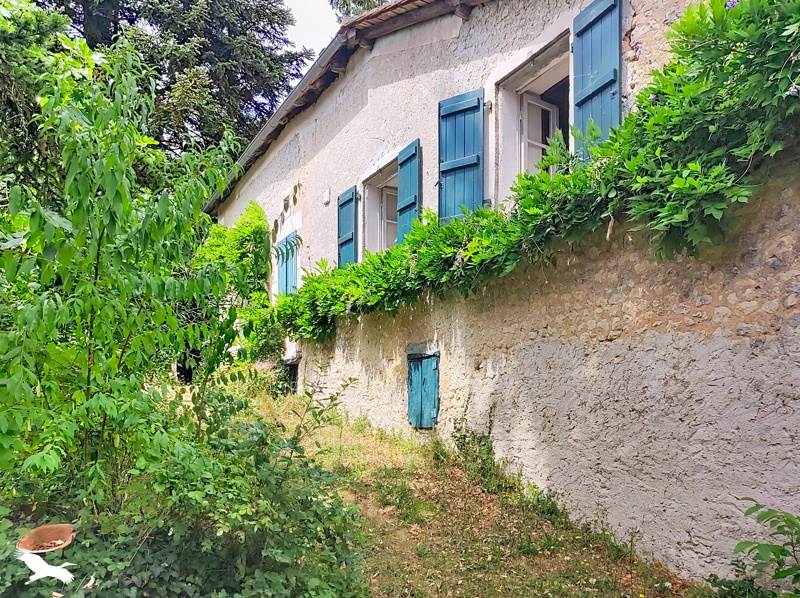 Vente Maison SALLES LAVALETTE - 5 pièces -152 m² - (16190)