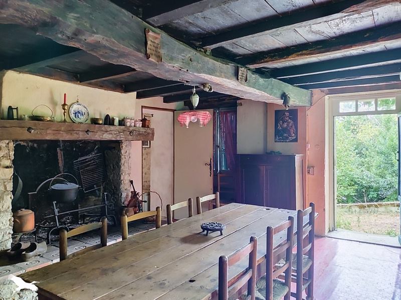 Vente Maison SALLES LAVALETTE - 5 pièces -152 m² - (16190)