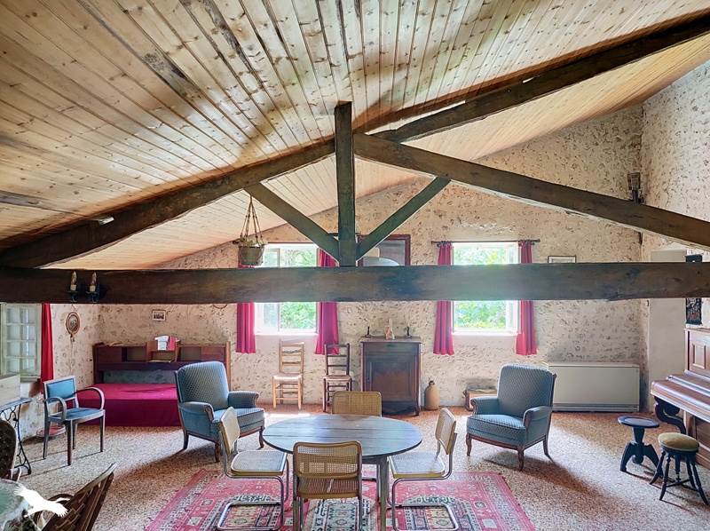 Vente Maison SALLES LAVALETTE - 5 pièces -152 m² - (16190)