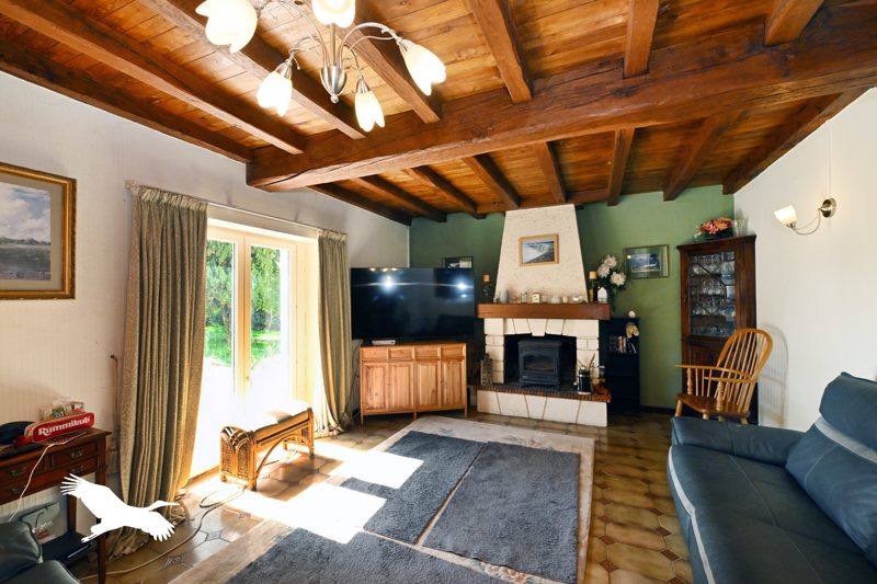 Vente Maison Juignac - 6 pièces -188 m² - (16190)