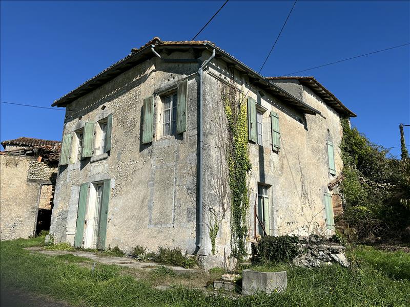 Vente Maison MONTIGNAC LE COQ - 4 pièces -169 m² - (16390)