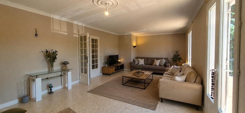 Vente Maison VILLENEUVE LA COMPTAL - 9 pièces -197 m² - (11400)