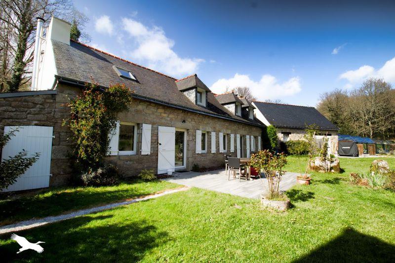 Vente Maison LANVENEGEN - 9 pièces -270 m² - (56320)