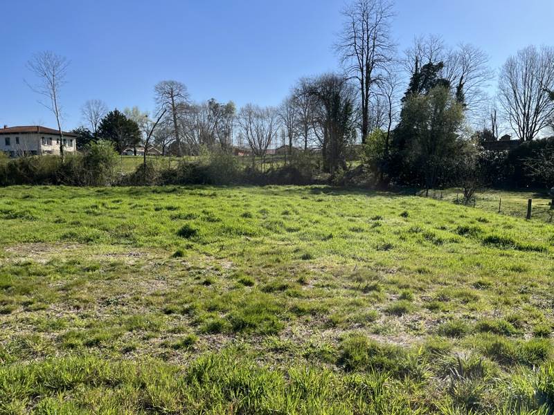 Terrain à vendre · à Rion-des-Landes · 72 800 €