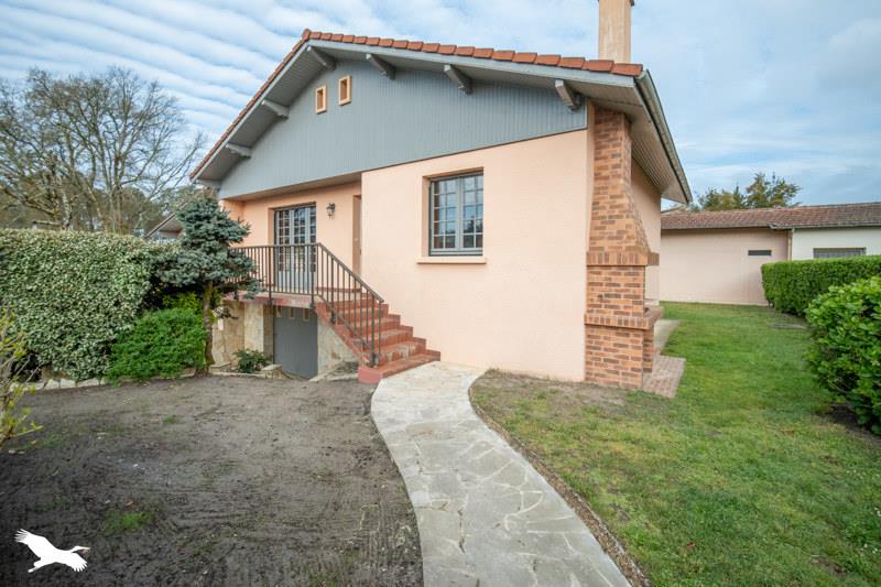 Vente Maison ONESSE LAHARIE - 5 pièces -137 m² - (40110)