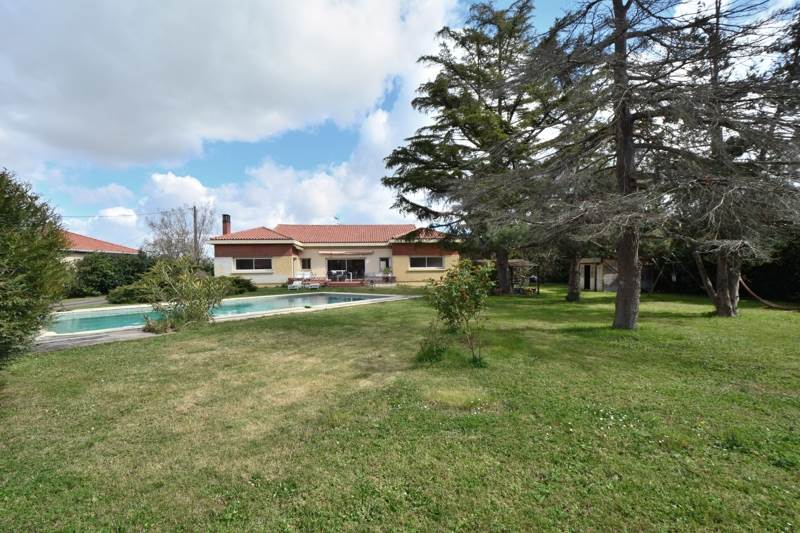 Vente Maison PINSAGUEL - 7 pièces -202 m² - (31120)