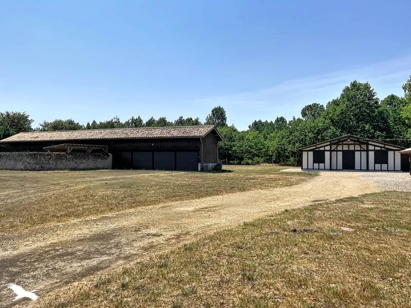Vente Maison LUBBON - 6 pièces -164 m² - (40240)