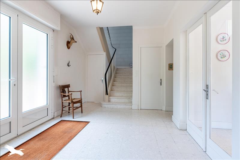 Vente Maison ROQUEFORT - 8 pièces -191 m² - (40120)