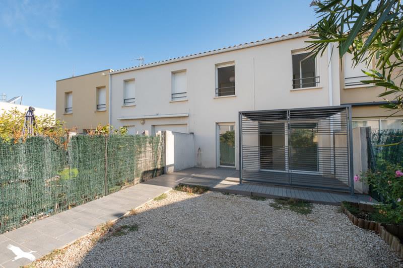 Vente Maison JUVIGNAC - 4 pièces -82 m² - (34990)